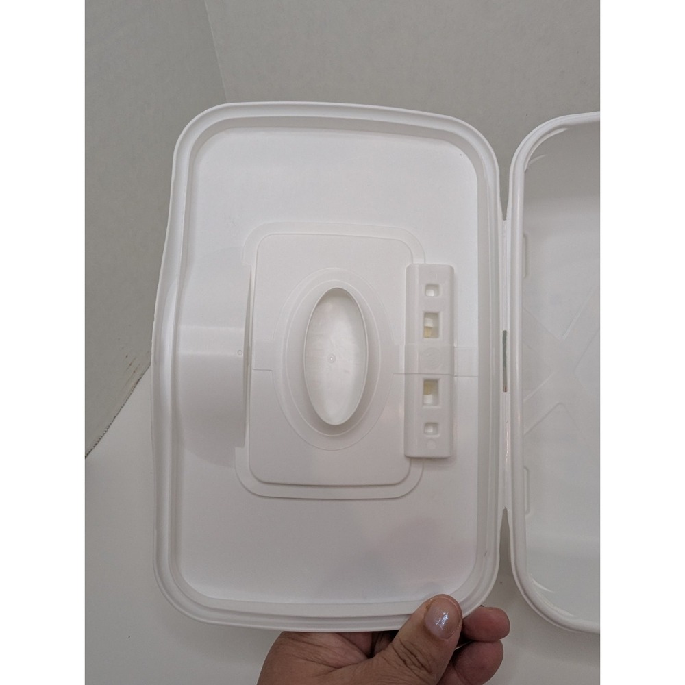 Pampers Sensitive EMPTY Plastic Baby Wipes Container Box Capacity 64 Wipes - Picture 5 of 5